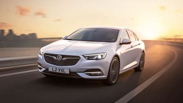 New Vauxhall Insignia Grand Sport - front action