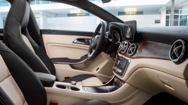 Mercedes CLA Shooting Brake 2016 interior