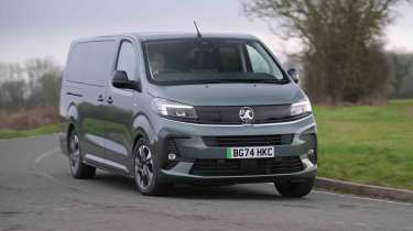 Vauxhall Vivaro Life - front cornering