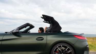 BMW Z4 - roof opening