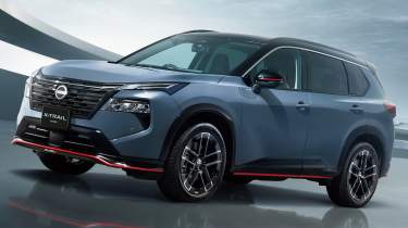 Nissan X-Trail Nismo - studio front angled