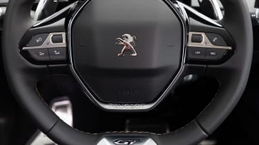 Peugeot 508 - steering wheel