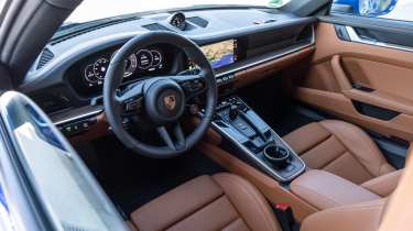 Porsche 911 Carrera - dash