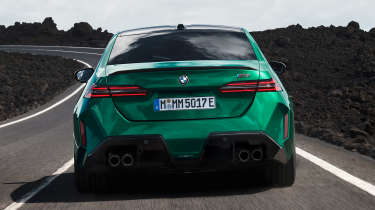 BMW M5 - full rear