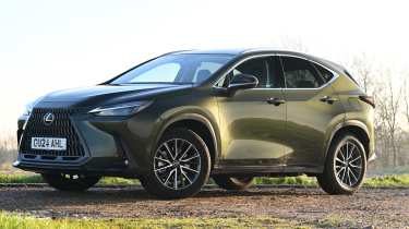 Lexus NX - side 