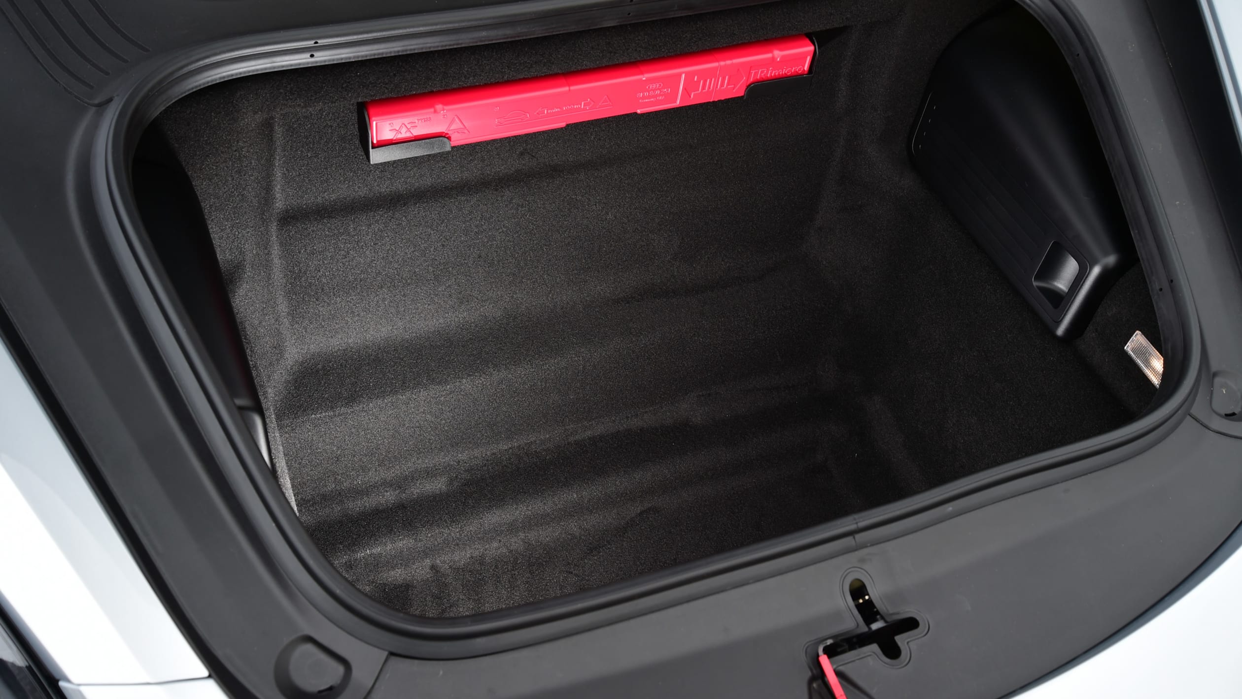 Porsche Boxster Practicality, Boot Size, Dimensions & Luggage Capacity