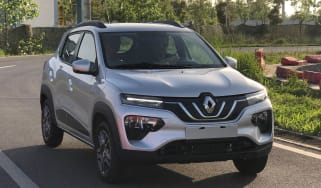 Renault K-ZE - front tracking