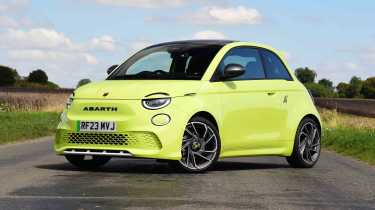 Abarth 500e - front static