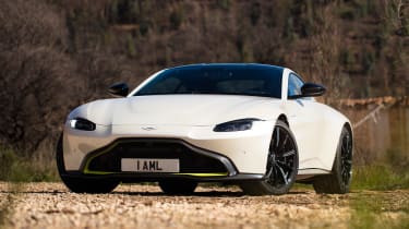 Aston Martin Vantage - front static
