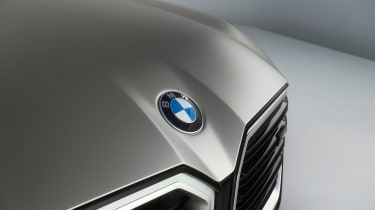 BMW Concept XM - badge