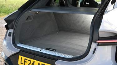 Lotus Eletre - boot