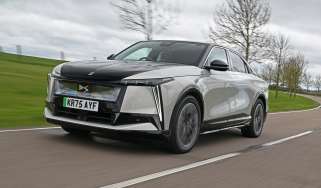 DS No8 - front tracking