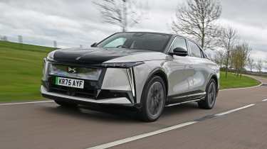 DS No8 - front tracking