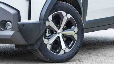 Dacia Duster - alloy wheel