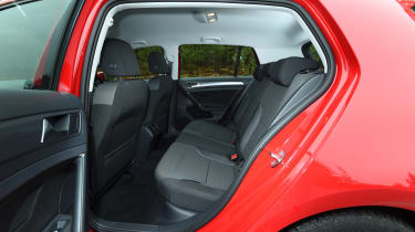 Volkswagen Golf - rear seats