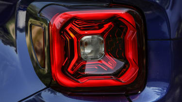 Jeep Renegade - rear light