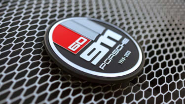 Porsche 911 ST - badge