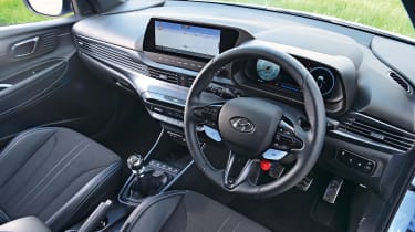 Fiesta ST vs Polo GTI vs i20 N - Hyundai i20 N interior