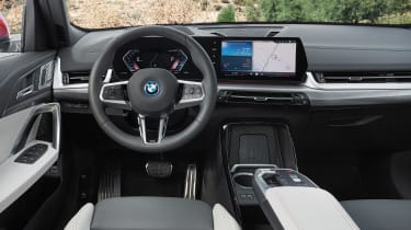 BMW iX2 - dash