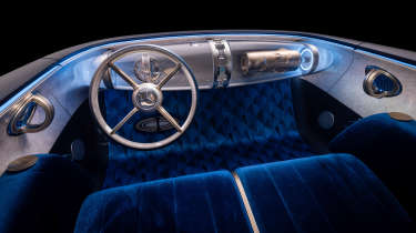 New Mercedes Vision Iconic concept - dash