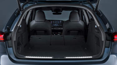 Audi A5 Avant - boot seats down