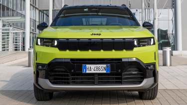 Jeep Compass e-Hybrid - full front static