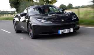Lotus Evora front tracking