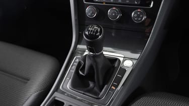 Volkswagen Golf - transmission