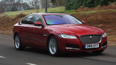 Used Jaguar XF - front 3/4