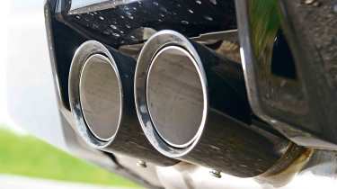 BMW M2 - exhaust detail