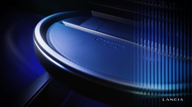 Lancia Ypsilon - interior tray