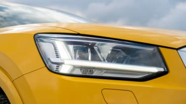 Audi Q2 1.4 TFSI - front light detail