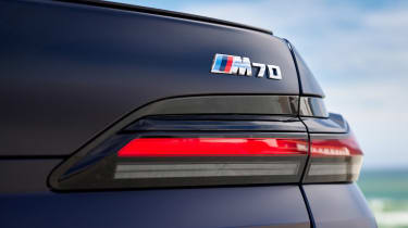 BMW i7 M70 xDrive - rear badge