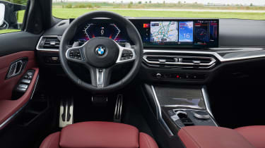 BMW 3 Series.- dash