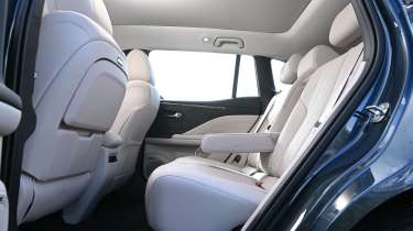 Aion V - rear seats