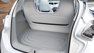 Renault ZOE preview - boot