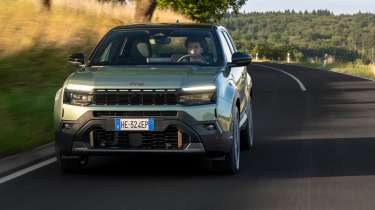 Jeep Avenger 2026 facelift tracking