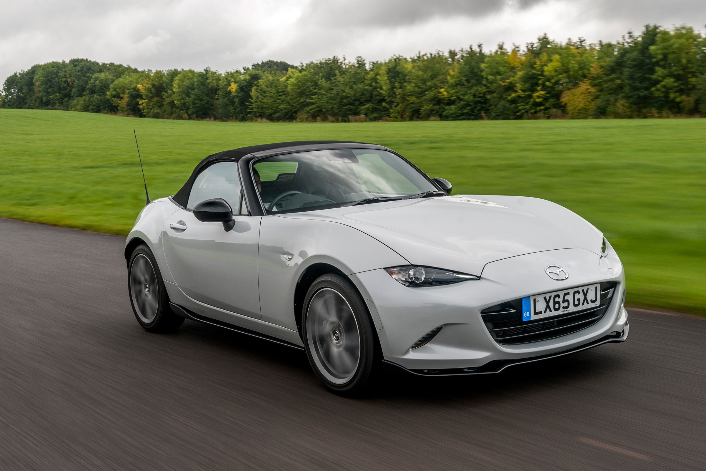 Mazda MX-5 Sport Recaro 2016 review | Auto Express