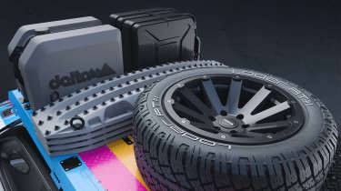 Renualt 5 4x4 concept by Delta4x4 - roof tools