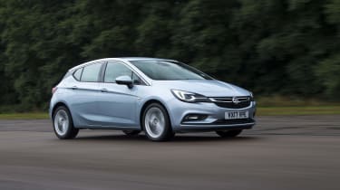 Vauxhall Astra - Front Motion