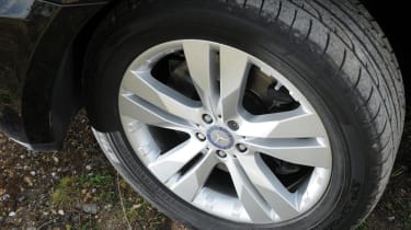 Mercedes GL-Class wheel