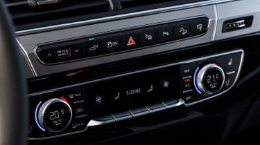 Audi Q7 e-tron 2015 radio