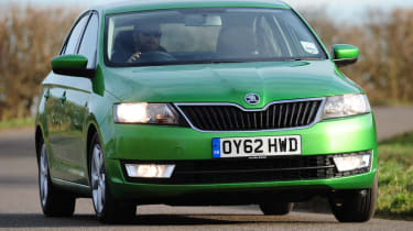 Skoda Rapid 1.2 TSI SE front tracking