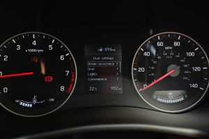 Hyundai i20 - dials