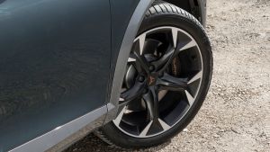 Cupra Formentor e-Hybrid - wheel