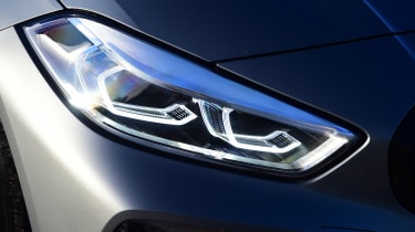 BMW 118i - headlight