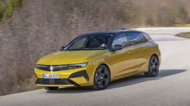 Vauxhall Astra - front cornering, right