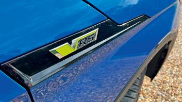 Skoda Elroq vRS - vRS badge