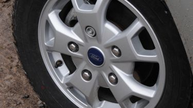 Ford Tourneo Custom wheel detail