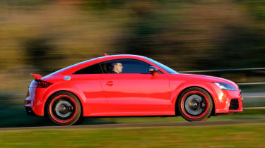 Audi TT RS Plus panning